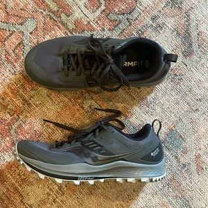 Women’s Saucony Gore-Tex Runners